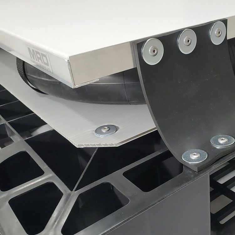 防振パレット（エアサス・アップ）